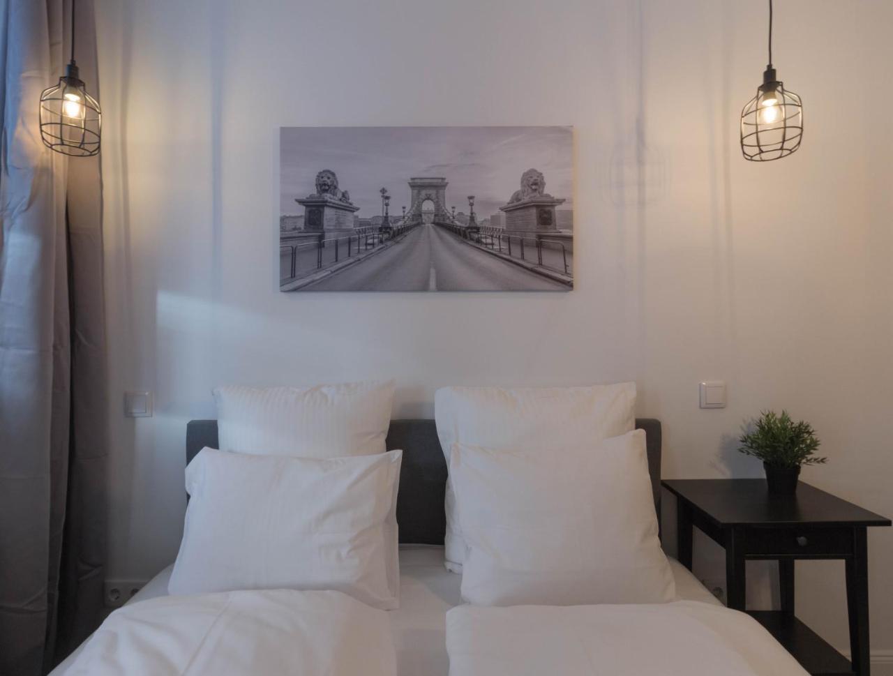 Standard Apartment By Hi5 - Madach Budapešť Exteriér fotografie