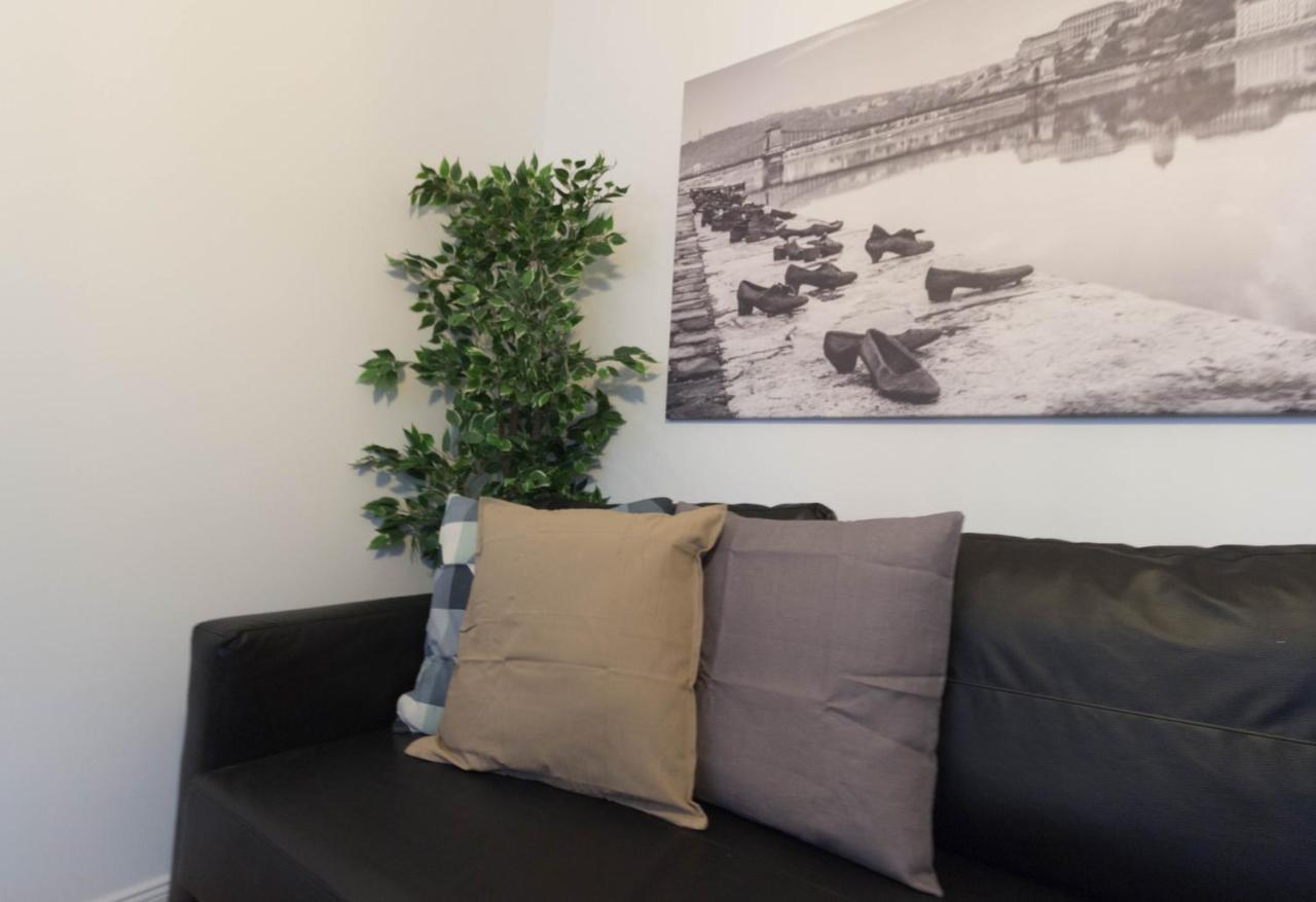 Standard Apartment By Hi5 - Madach Budapešť Exteriér fotografie