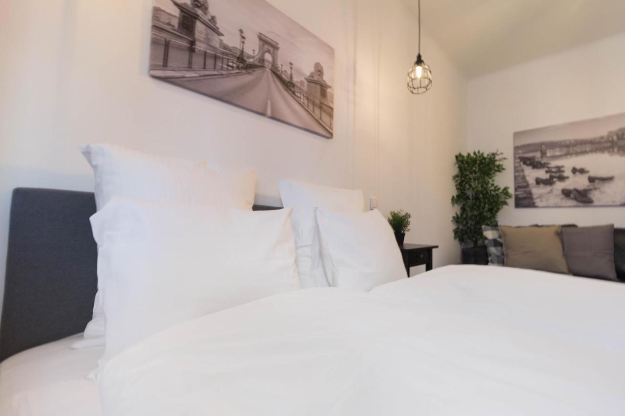 Standard Apartment By Hi5 - Madach Budapešť Exteriér fotografie