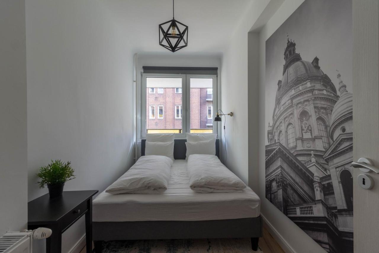 Standard Apartment By Hi5 - Madach Budapešť Exteriér fotografie
